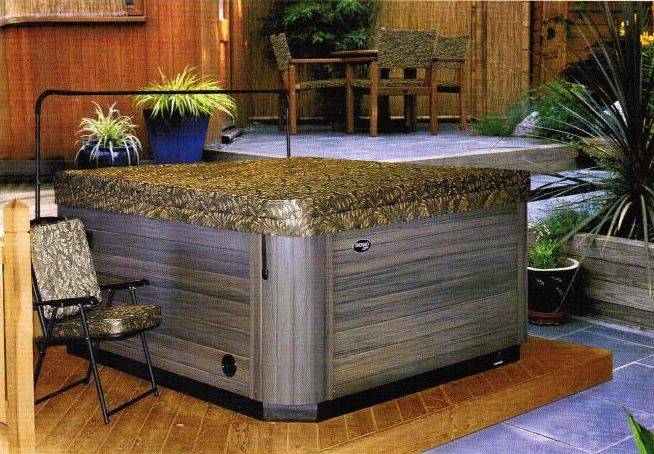 Spa & Hot Tub Covers