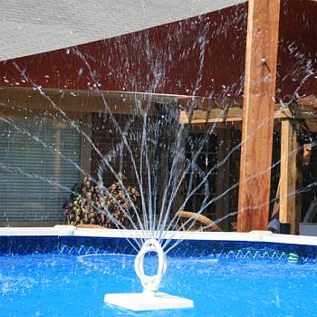 Raindance Spinning Pool Fountain - NA402