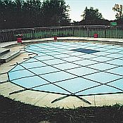 Solid Safety Cover / Pool Size 16ft 6In x 36ft 6In Grecian